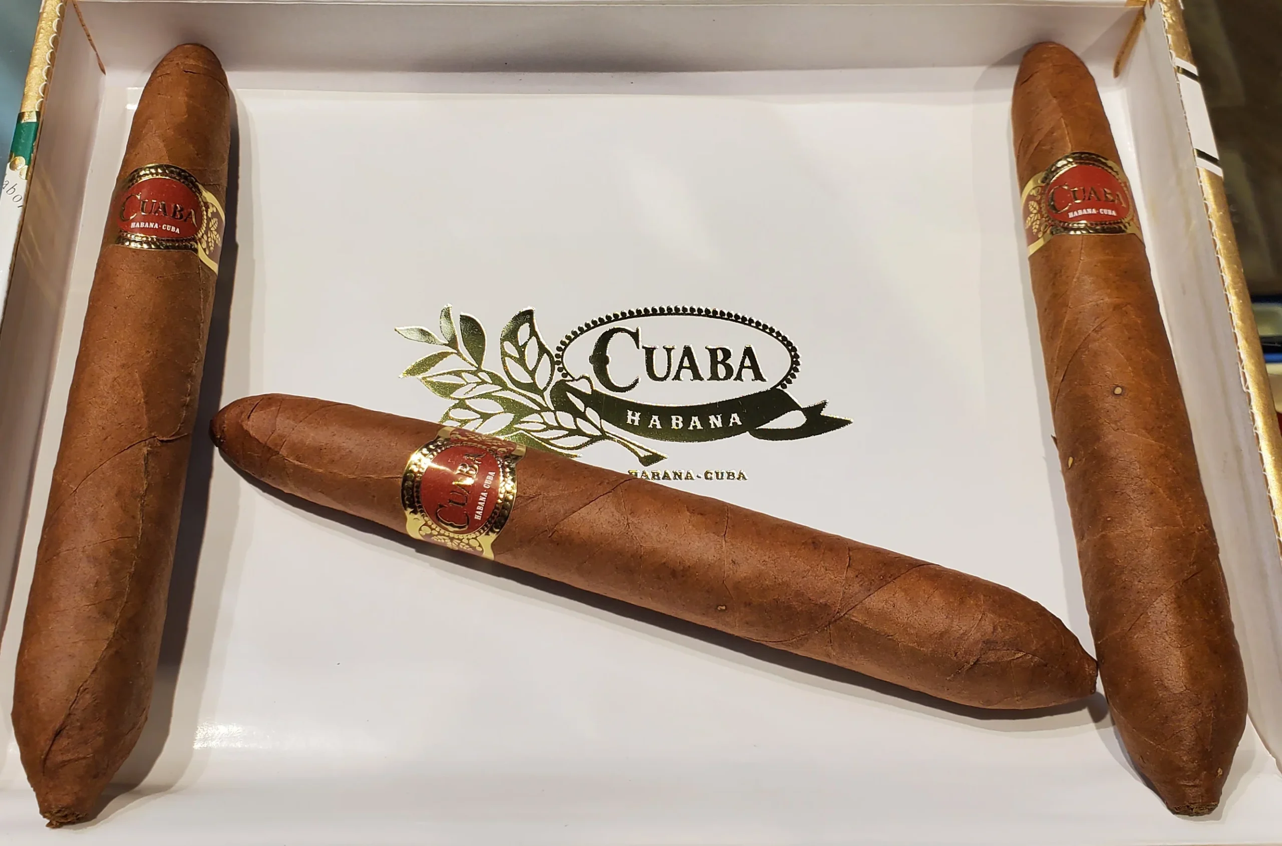 Cuaba - Distinguidos