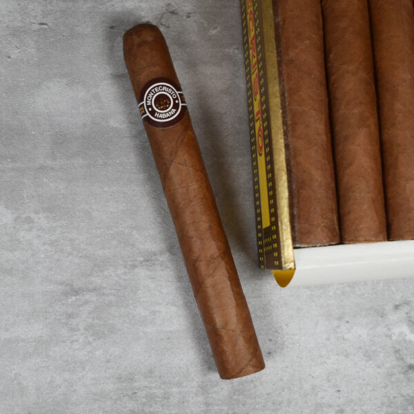 Montecristo - No. 4
