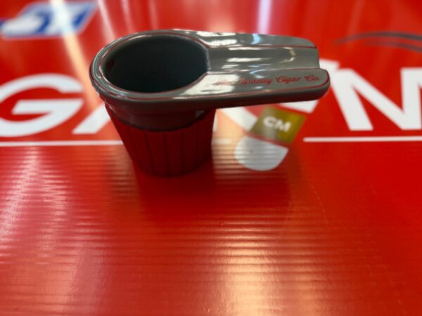 ASHTRAYS - Image 2